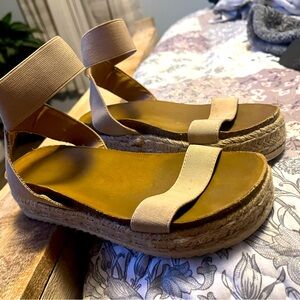 Girls size 2 sandals